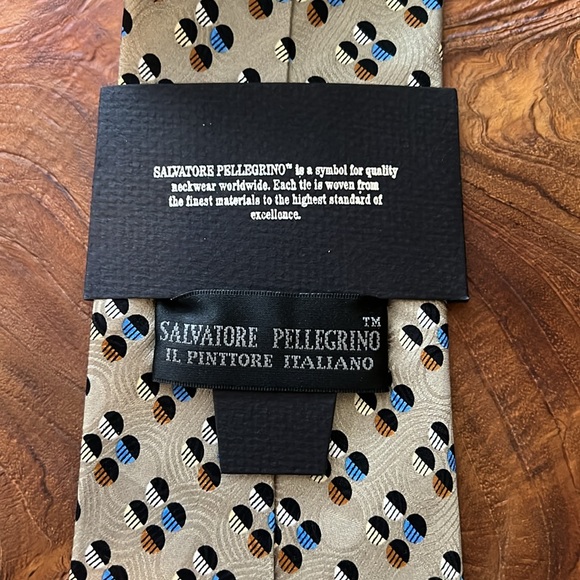 NWT Salvatore Pellegrino 100% Silk Hand Made Abstract Shape Tie - Picture 4 of 5
